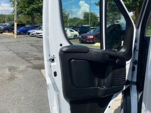 Used 2025 RAM ProMaster 2500 w/ Convenience Group FWD image 22