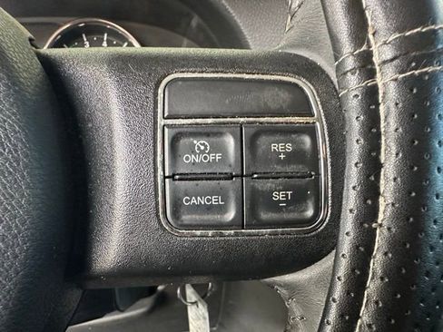 Used 2017 Jeep Wrangler Unlimited Sahara w/ Connectivity Group image 19