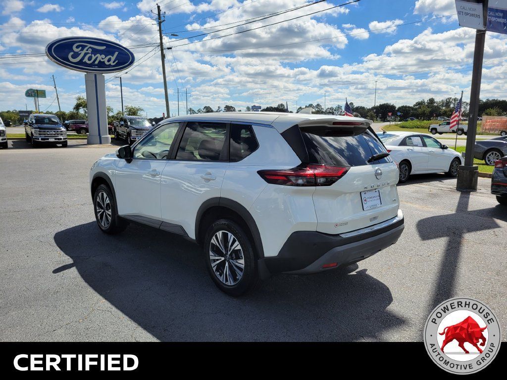 Used 2023 Nissan Rogue SV FWD image 4