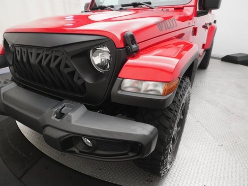 Used 2021 Jeep Gladiator Willys image 21