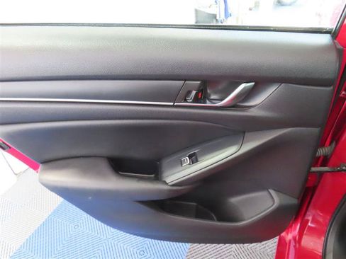 Used 2022 Honda Accord Sport image 29