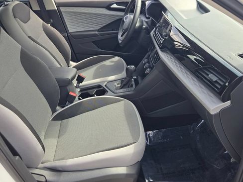 Certified 2023 Volkswagen Taos S FWD image 18
