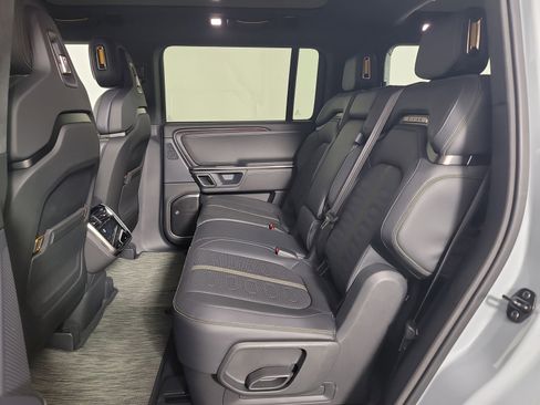 Used 2024 Rivian R1S Adventure image 21