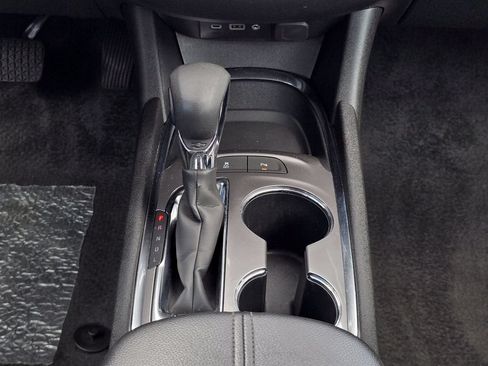 Used 2024 Chevrolet Malibu LT FWD image 19