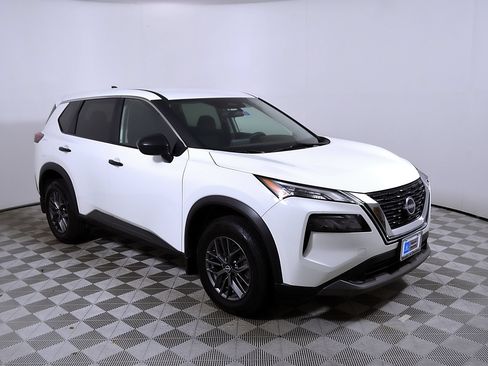 Used 2023 Nissan Rogue S FWD image 7