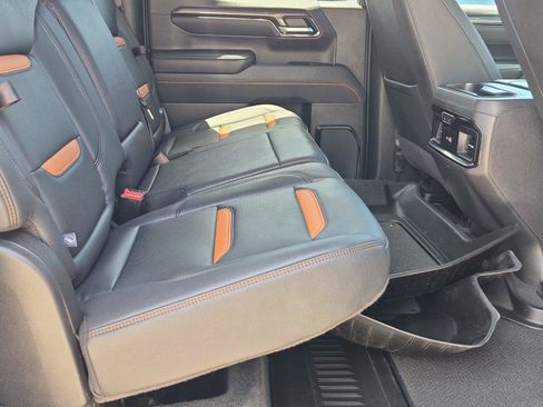 Used 2025 GMC Sierra 1500 AT4 AWD/4WD image 7