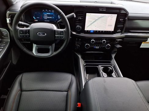 New 2026 Ford F250 Lariat w/ Black Appearance Package AWD/4WD image 9