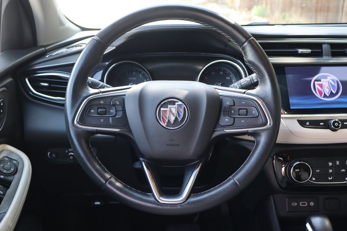 Used 2023 Buick Encore GX Preferred w/ Cold Weather Comfort Package FWD image 18