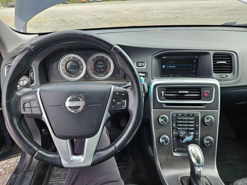 Used 2013 Volvo S60 T5 image 12