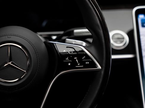 Used 2023 Mercedes-Benz S 580 4MATIC Sedan image 46