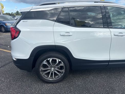 Used 2020 GMC Terrain SLT w/ Preferred Package image 11