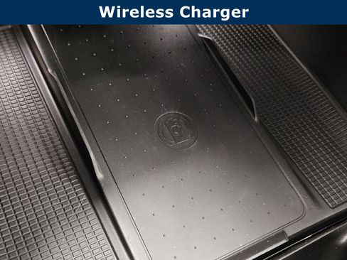 New 2026 Volvo XC40 B5 Plus w/ Protection Package Premier image 31