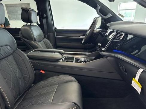 New 2026 Jeep Grand Wagoneer Summit AWD/4WD image 26