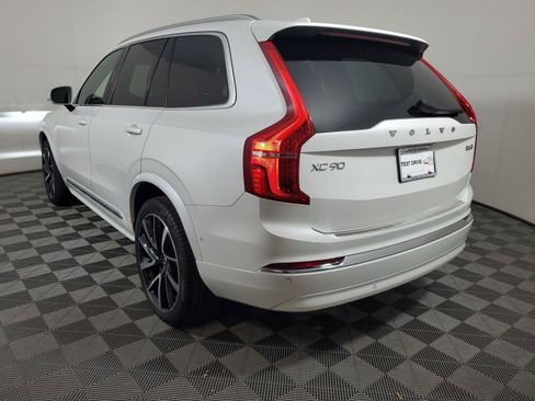 Used 2024 Volvo XC90 B6 Plus w/ Protection Package Premier AWD/4WD image 4