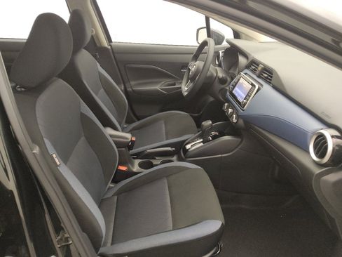 Used 2025 Nissan Versa SV FWD image 21