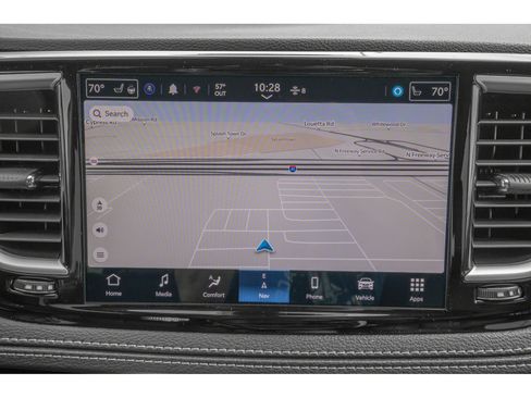 New 2024 Chrysler Pacifica Limited w/ Uconnect Theater Family Group image 11