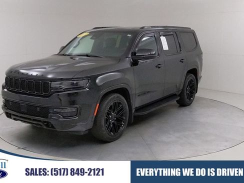 Used 2023 Jeep Wagoneer Series II AWD/4WD image 1