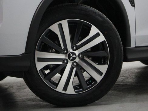 New 2026 Mitsubishi Outlander Sport ES image 3