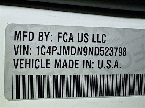 Certified 2022 Jeep Cherokee Limited image 25