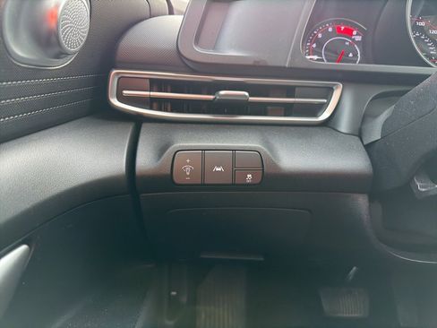 Certified 2022 Hyundai Elantra SEL image 27