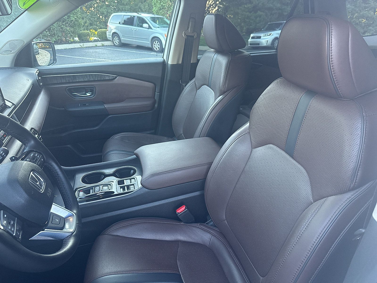 Used 2023 Honda Pilot Elite image 39