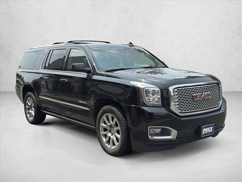 Used 2016 GMC Yukon XL Denali w/ Enhanced Security Package AWD/4WD image 3