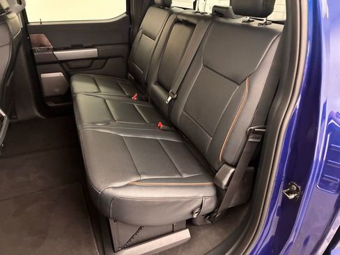 New 2026 Ford F250 Lariat w/ Black Appearance Package image 30