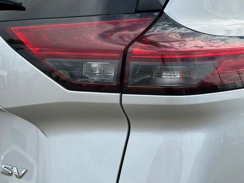 Used 2023 Nissan Rogue SV image 26