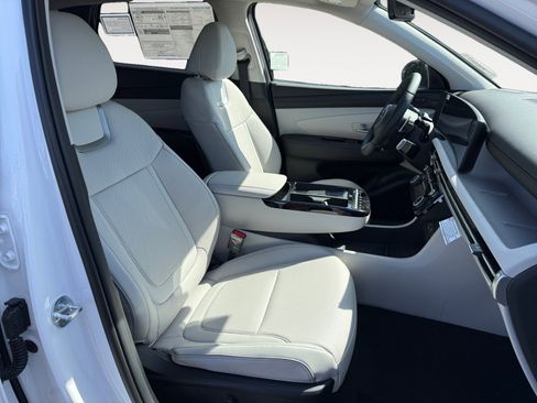 New 2026 Hyundai Tucson Limited image 19
