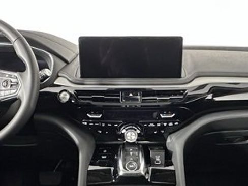 Used 2025 Acura MDX FWD image 24