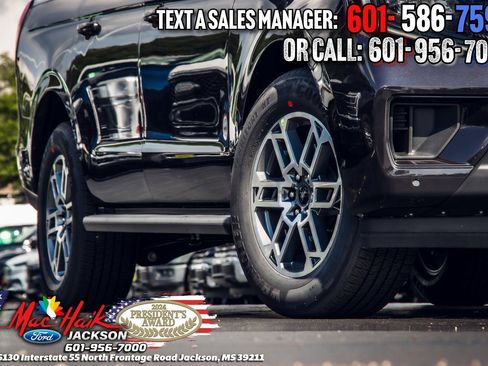 New 2025 Ford Expedition Active image 32