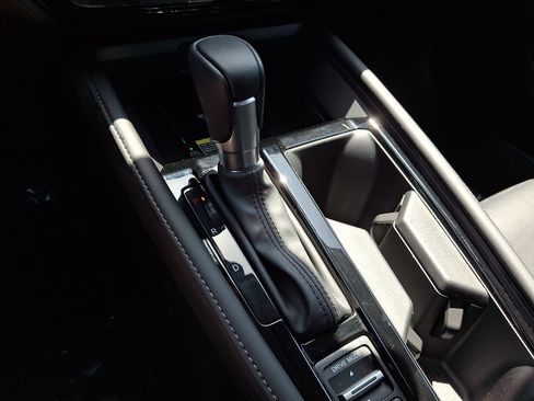 Used 2024 Honda Accord Touring image 16