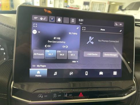 Used 2023 Jeep Compass Altitude w/ Convenience Group image 16