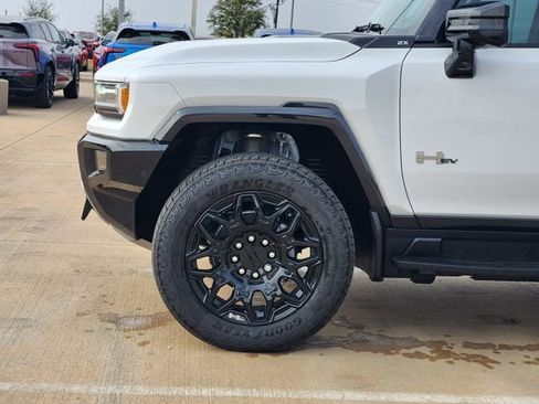New 2026 GMC Hummer EV 4x4 Crew Cab image 9