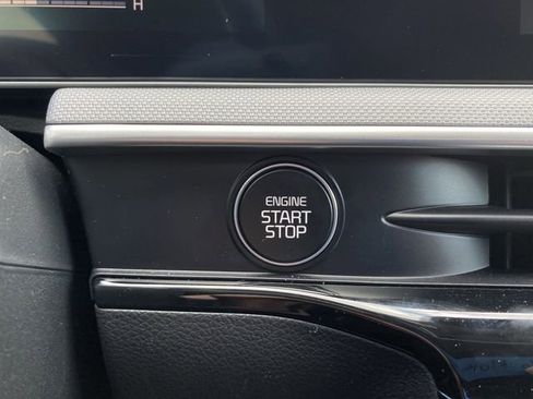 New 2025 Kia K5 LXS image 28