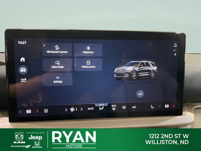 Used 2026 Ford Explorer Active w/ Active Comfort Package AWD/4WD image 17