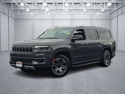Certified 2024 Jeep Wagoneer L Series II w/ Flexible Seating Group