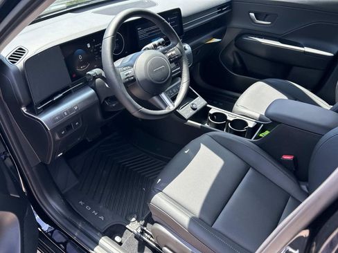 New 2026 Hyundai Kona Limited FWD image 11