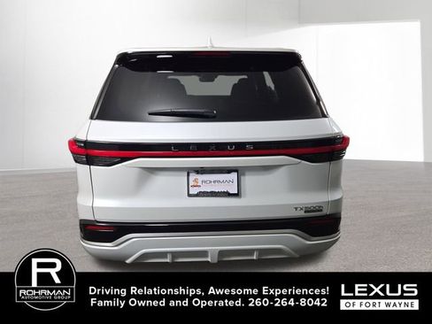 New 2026 Lexus TX 500h AWD image 8