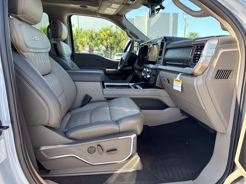 New 2026 Ford F250 Platinum w/ Platinum Plus Package AWD/4WD image 23
