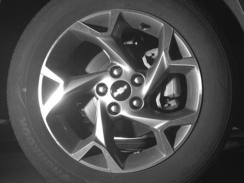 Used 2025 Chevrolet Trax LT FWD image 13
