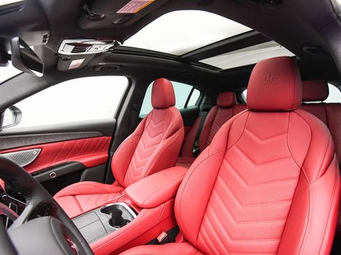 New 2026 Maserati Grecale Modena image 48