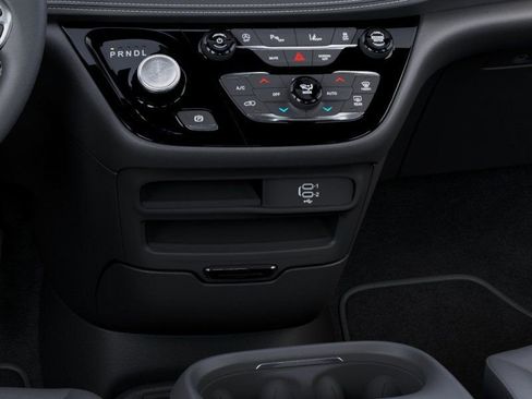 New 2026 Chrysler Pacifica Select FWD image 24