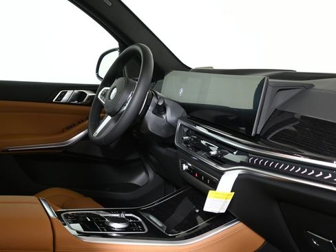 New 2026 BMW X5 xDrive40i w/ M Sport Package image 34
