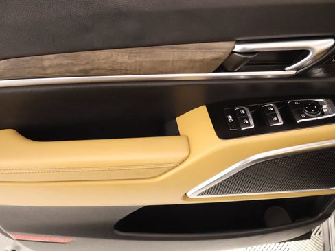 Used 2022 Kia Telluride SX w/ Nightfall Edition Package image 18