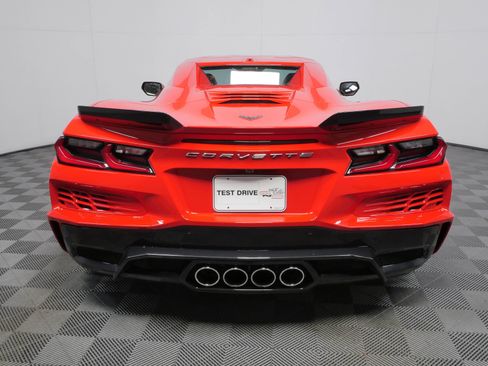 Used 2025 Chevrolet Corvette Z06 RWD image 22