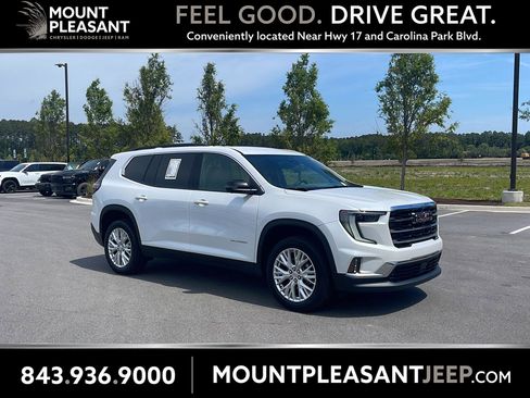Used 2024 GMC Acadia Elevation w/ Luxury Package FWD image 1