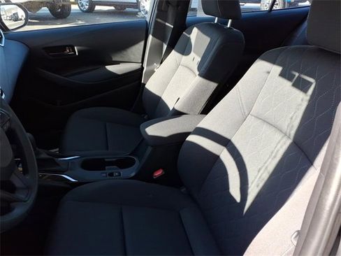 Used 2023 Toyota Corolla LE image 10