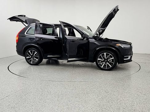 Certified 2023 Volvo XC90 B5 Plus w/ Protection Package Premier AWD/4WD image 10