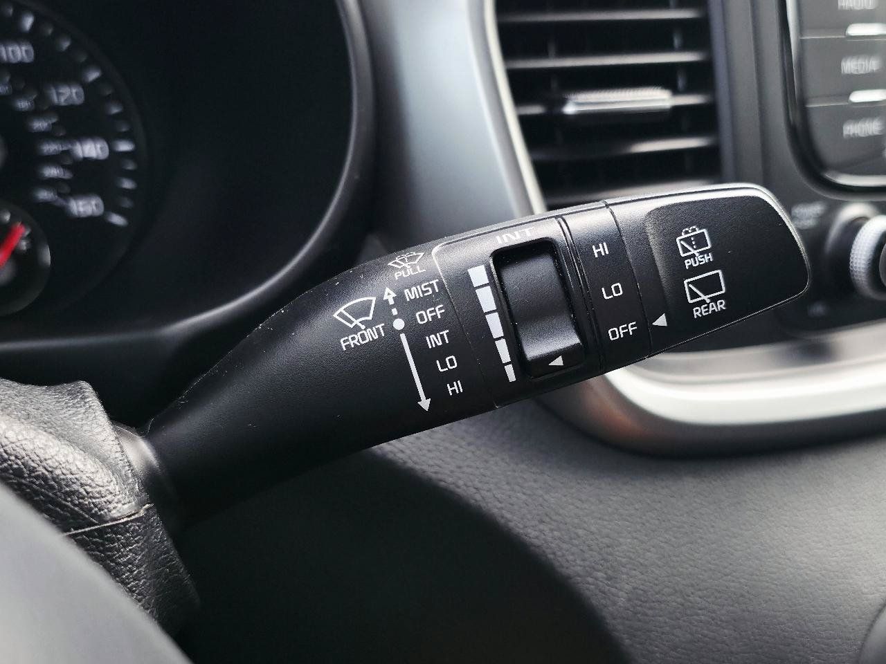 Used 2017 Kia Sorento AWD image 28